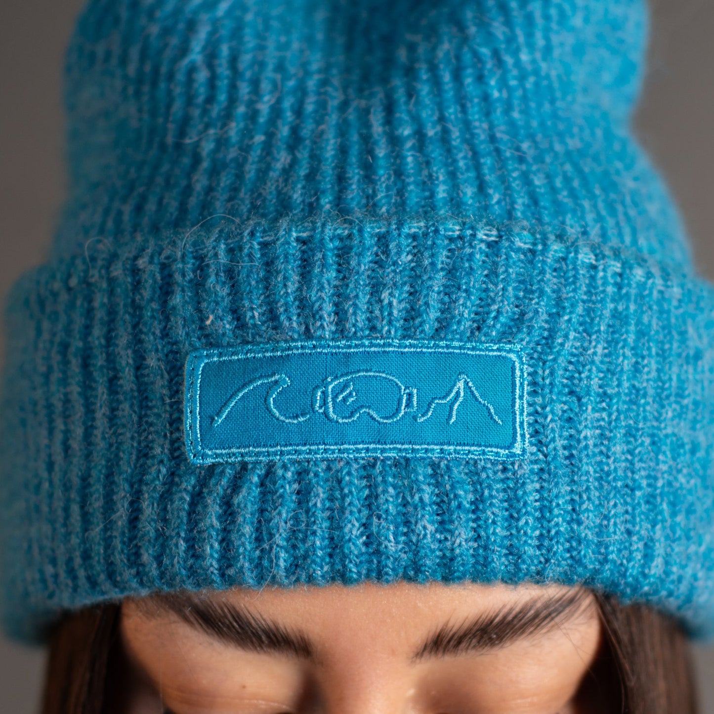 Beanie "Welle Brille Berg"